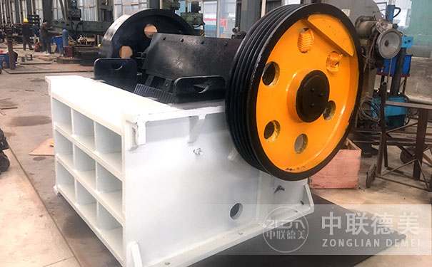 鄂破碎機(jī)